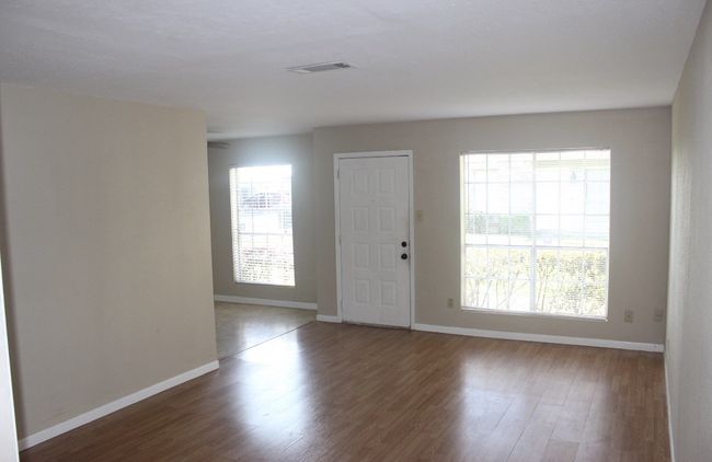 8642 Glen Meadow Ln, Condo with 2 bedrooms, 2 bathrooms and null parking in Beaumont TX | Image 7