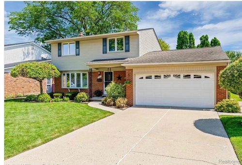 31346 Shaw Dr, Warren, MI, 48093-1665 | Card Image