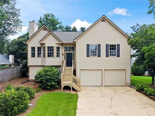 613 Silverwood Ct, Marietta, GA, 30066-2584 | Card Image