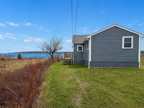102 Sargent Street, Winter Harbor, ME, 04693 | Card Image
