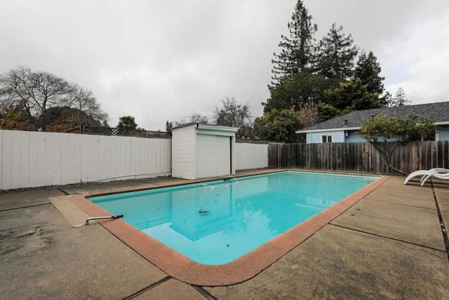 300 Encina Cmns, House other with 7 bedrooms, 5 bathrooms and 2 parking in Stanford CA | Image 28