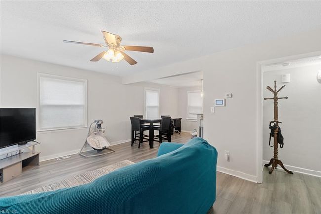 227 Lenox Ave, House other with 4 bedrooms, 1 bathrooms and null parking in Norfolk VA | Image 5