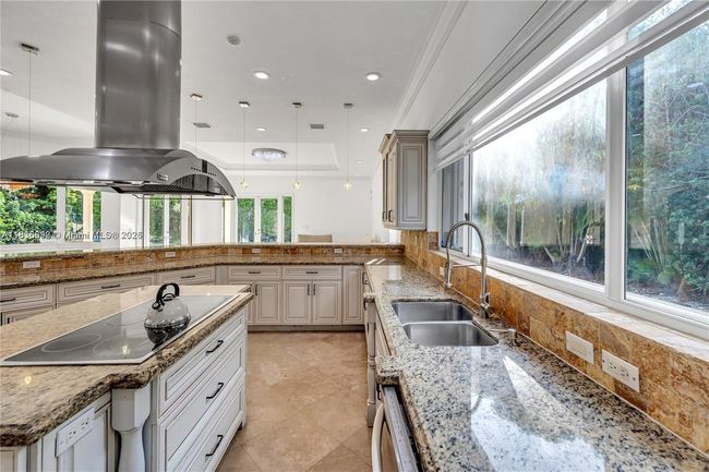 13400 Sw 83 Rd Ave, House other with 4 bedrooms, 6 bathrooms and null parking in Pinecrest FL | Image 15