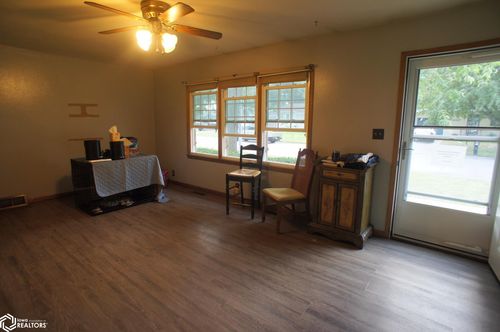 2308 Highland Dr, Webster City, IA, 50595-3031 | Card Image