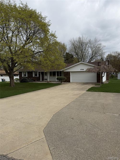 6924 Lynn Ann Drive, Georgetown Charter Township, MI, 49426 | Card Image