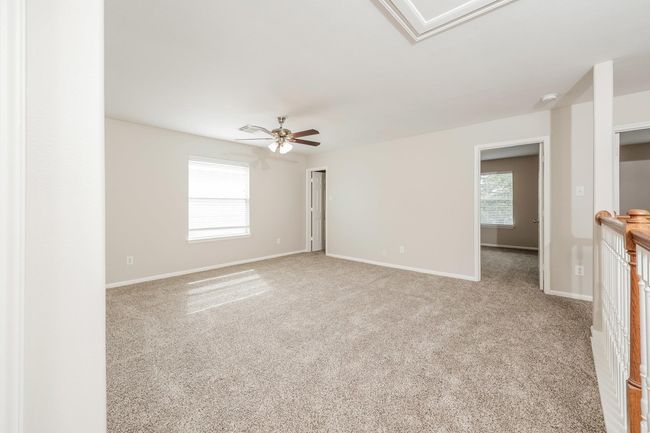 8319 Loetsch Ridge Way, House other with 4 bedrooms, 3 bathrooms and 2 parking in Spring TX | Image 9