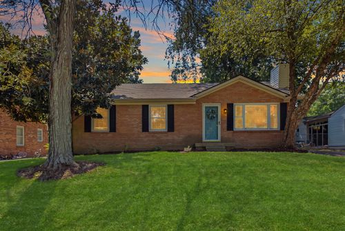 952 Gregory Way, Lexington, KY, 40514-1006 | Card Image