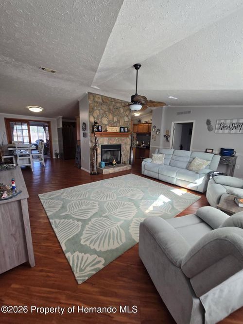 9223 Basil St, BROOKSVILLE, FL, 34613-4993 | Card Image