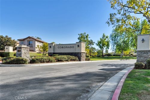 4543 Riverscape Dr, Riverside, CA, 92505-5170 | Card Image