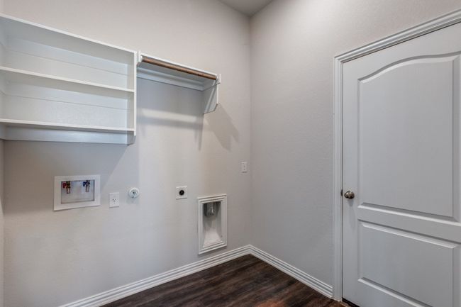 509 Oleander Loop, House other with 4 bedrooms, 3 bathrooms and 4 parking in Buda TX | Image 29