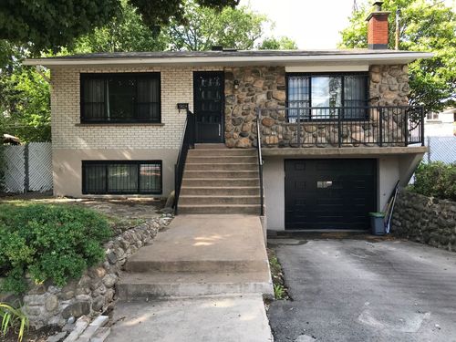 {{alt}} | Card Image