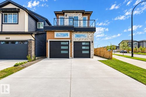 231 28 St Sw, Edmonton, AB, T6X3E4 | Card Image