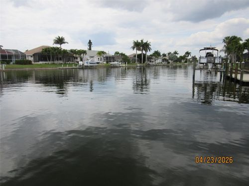 562 Monaco Dr, Punta Gorda, FL, 33950-7814 | Card Image