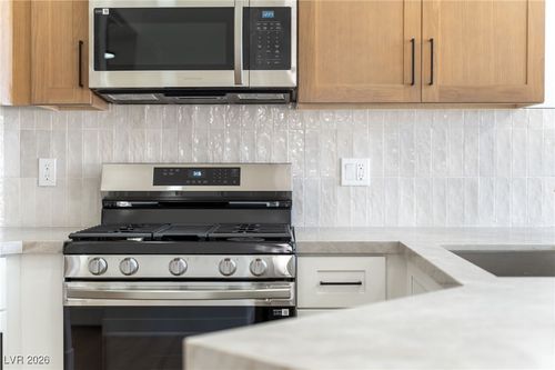 210-5225 W Reno Ave, Las Vegas, NV, 89118-1594 | Card Image