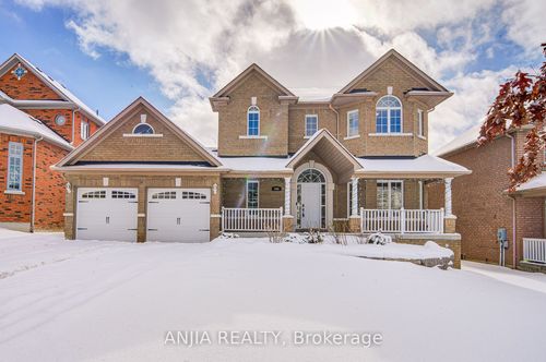 990 Northern Prospect Cres, Newmarket, ON, L3X1N8 | Card Image