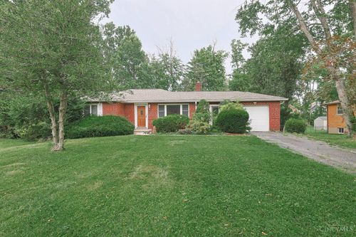 5240 Myerdale Dr, Cincinnati, OH, 45242 | Card Image