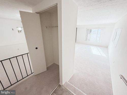 apt-t4-7716 Hanover Pkwy, GREENBELT, MD, 20770-2629 | Card Image