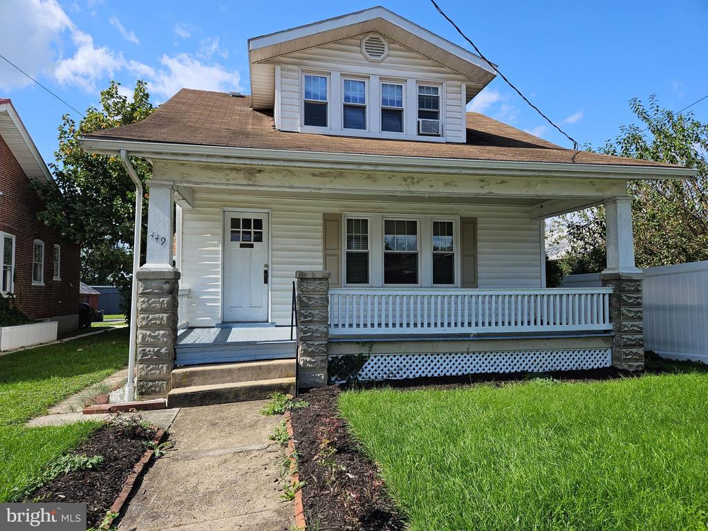 4th St, Chambersburg, PA 17201