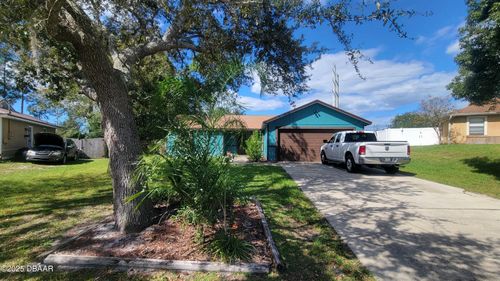 2930 Malcolm Dr, DELTONA, FL, 32738-1850 | Card Image