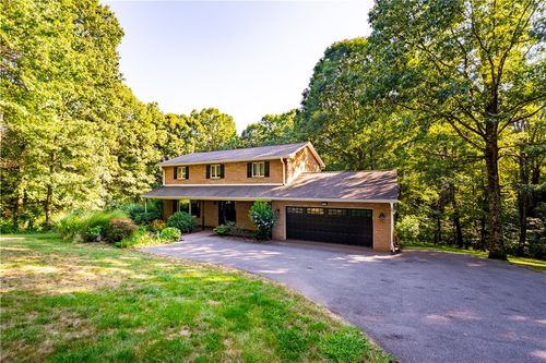 142 Short Dr, Clinton, PA, 15026-9762 | Card Image