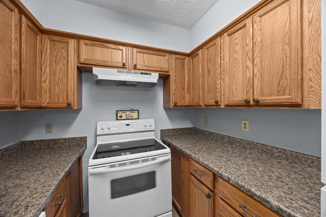 APT-2311 - 260 El Dorado Blvd, Townhouse with 2 bedrooms, 1 bathrooms and null parking in Webster TX | Image 5