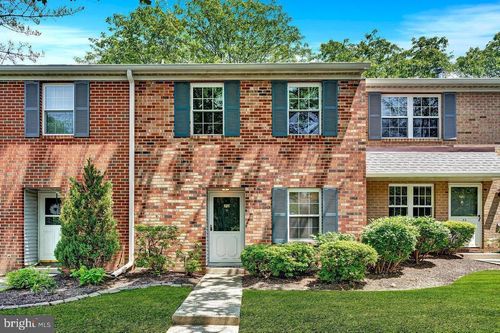72 Sycamore Ct, LAWRENCE TOWNSHIP, NJ, 08648-4835 | Card Image