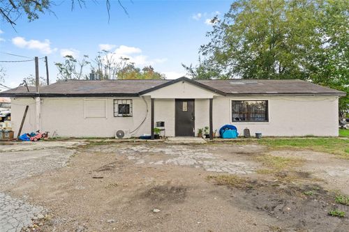 2502 Bringhurst St, Houston, TX, 77026-6253 | Card Image