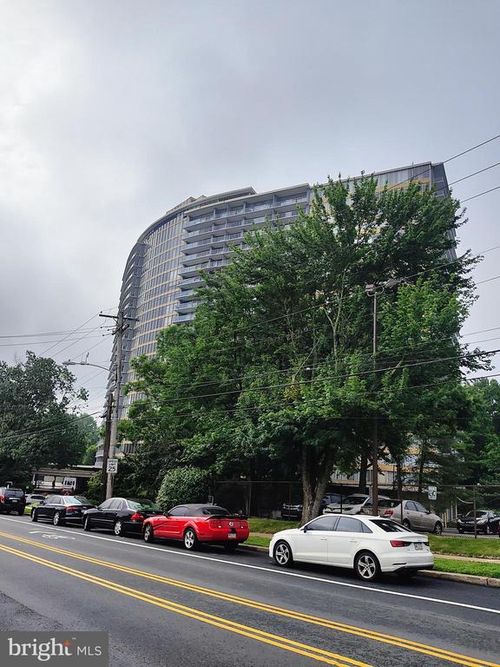 10h-3900 Ford Rd, PHILADELPHIA, PA, 19131-2039 | Card Image