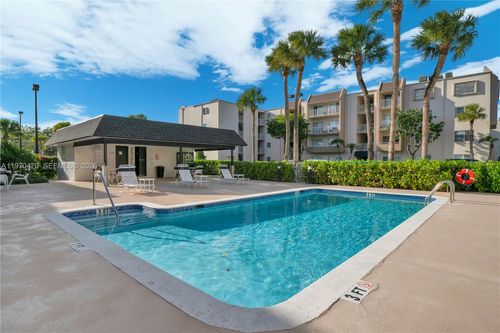 apt-403-7747 Sw 86th St, Miami, FL, 33143-7204 | Card Image