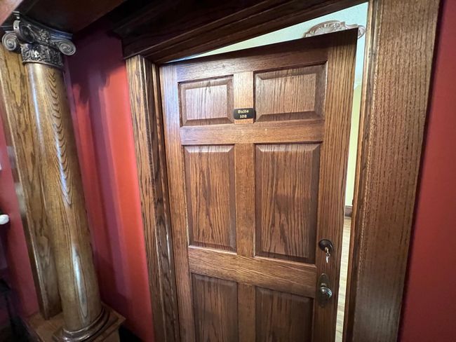 Office 102 | Image 6