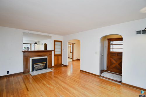 1612 S Summit Ave Avenue, Sioux Falls, SD, 57105 | Card Image