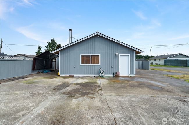 2300 W 2 Nd St, House other with 2 bedrooms, 1 bathrooms and 2 parking in Aberdeen WA | Image 25