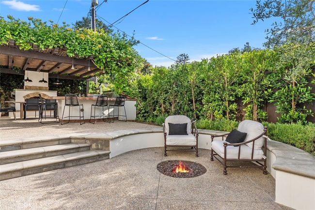 411 Snug Harbor Rd, House other with 5 bedrooms, 5 bathrooms and 3 parking in Newport Beach CA | Image 29