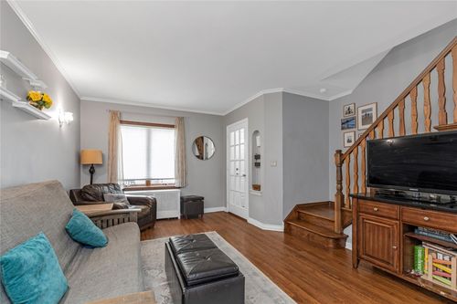 5853 79th St, Middle Village, NY, 11379-5311 | Card Image