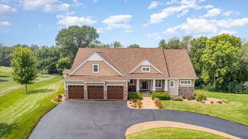 13864 Stonebrooke Curv, Shakopee, MN, 55379-8113 | Card Image