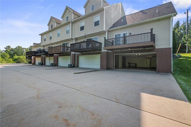 101 Creekside Drive, Townhouse with 3 bedrooms, 2 bathrooms and 2 parking in Buffalo Twp - BUT PA | Image 27