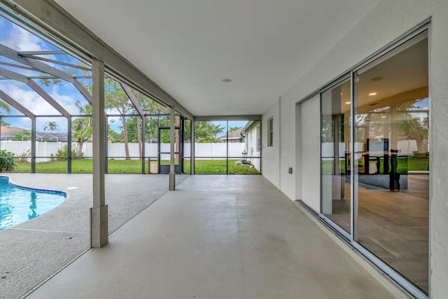 208 Sw Langfield Ave, House other with 3 bedrooms, 2 bathrooms and null parking in Port St. Lucie FL | Image 35