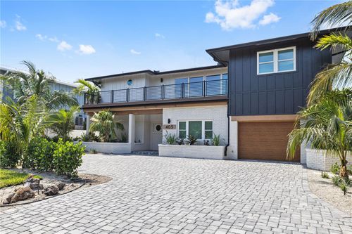 405 28th St, HOLMES BEACH, FL, 34217-2105 | Card Image
