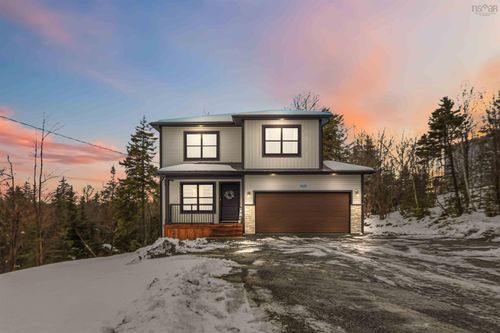 206 Perrin Dr, Fall River, NS, B2T1J6 | Card Image