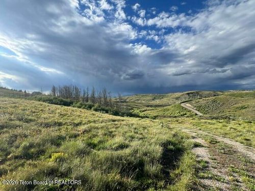 127 Mountain View Dr, Bondurant, WY, 82922-5025 | Card Image