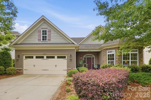 15519 Lake Ridge Rd, Charlotte, NC, 28278-6302 | Card Image
