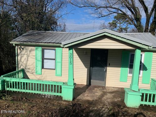 3015 Sunset Ave, Knoxville, TN, 37914-5556 | Card Image