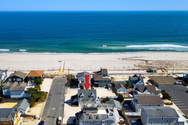 1 - 2 Pennsylvania Ave, House other with 5 bedrooms, 4 bathrooms and null parking in Lavallette NJ | Image 5