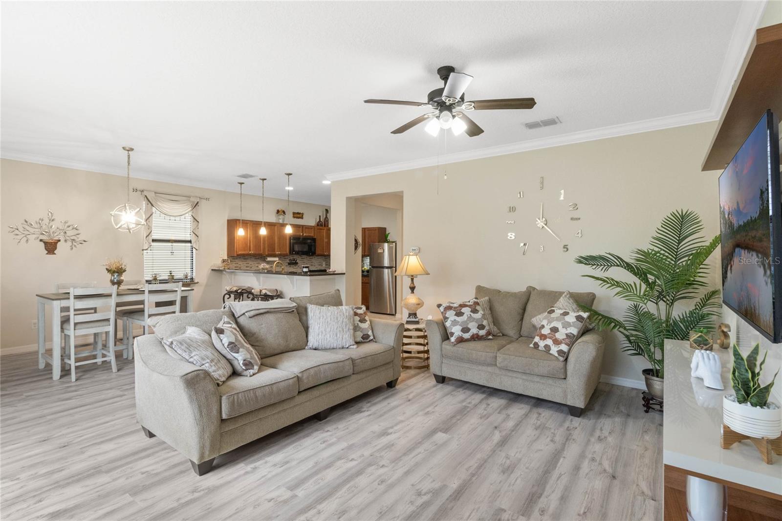 Residential in POINCIANA 5