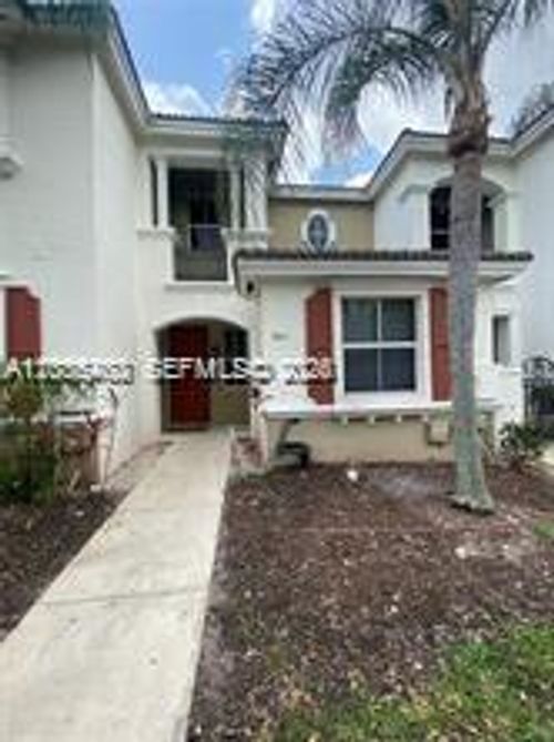 959-959 Ne 42nd Pl, Homestead, FL, 33033-5162 | Card Image