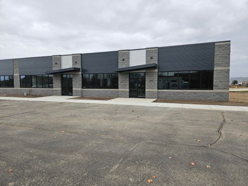 200-and-300-5790 Balsam Dr, Hudsonville, MI, 49426-1103 | Card Image