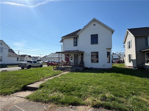 1033 Orchard Street, Coshocton, OH, 43812 | Card Image