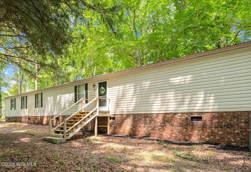 351 Dover Rd, Cove City, NC, 28523-9749 | Card Image