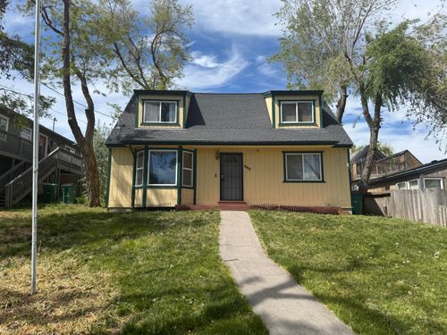 649 Front St, Klamath Falls, OR, 97601-1913 | Card Image