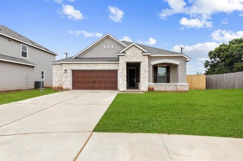 100 Jarbridge Dr, Kyle, TX, 78640-2364 | Card Image